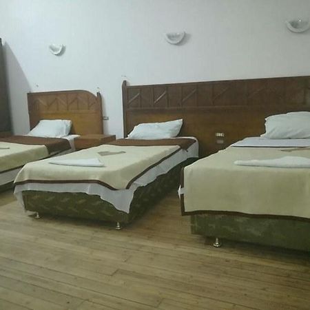 Louris Inn Hotel Kairo Exterior foto
